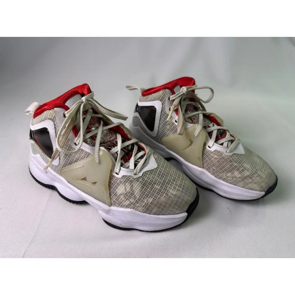 Nike LeBron 19 Sketch PS White Red Black Basketball Shoes‎ DD0421-101 Kids 1.5Y